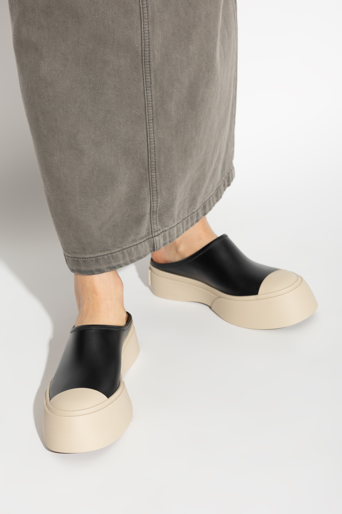 MARNI SNZW018502 P2722 サンダル SMOOTH LEATHER PABLO CLOGS Marni Pablo Slides | Women's Shoes | Vitkac